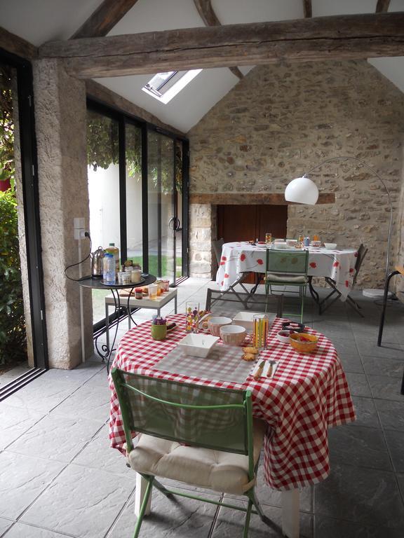 Le Nid D'Hirondelles Bed and Breakfast Perthes-en-Gatinais Exterior foto