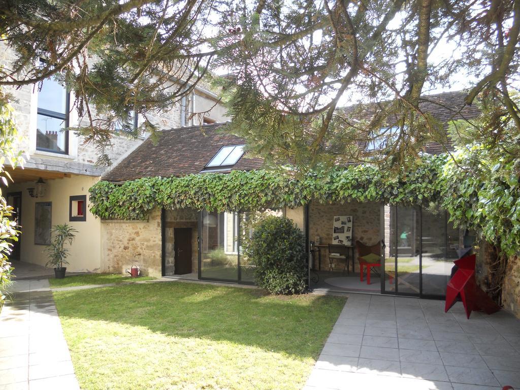 Le Nid D'Hirondelles Bed and Breakfast Perthes-en-Gatinais Exterior foto